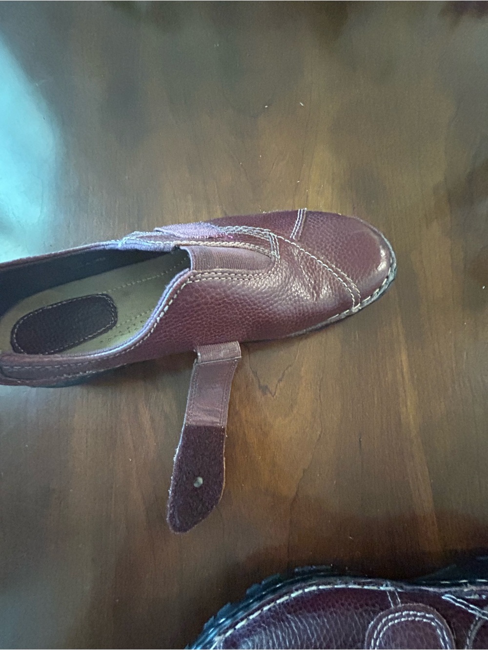 Earth Origins Women's Slip-On Dress Shoes in Burgundy - Picture 7 of 9